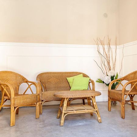 La Pigna Bianca Suites Lecce Bagian luar foto