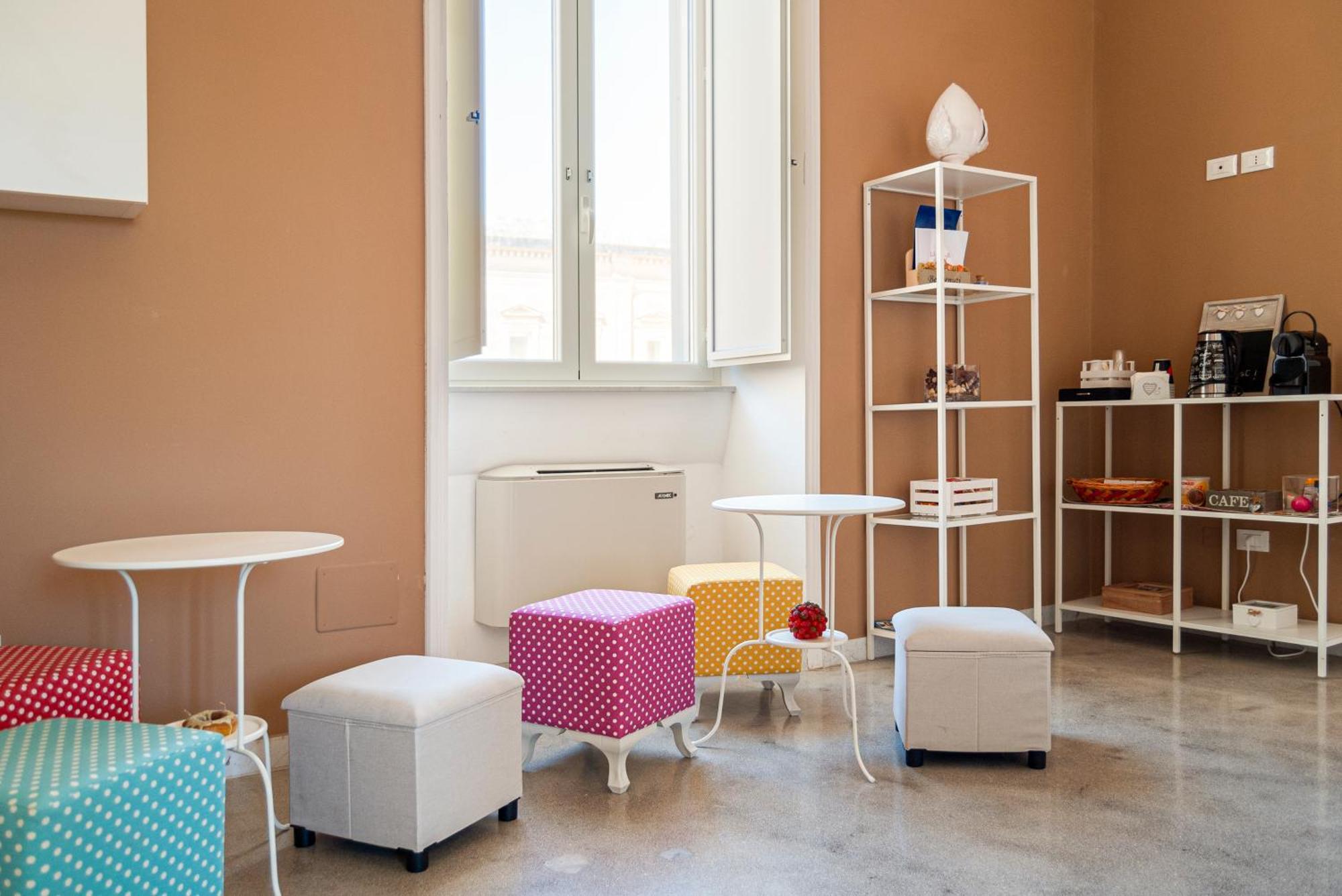 La Pigna Bianca Suites Lecce Bagian luar foto