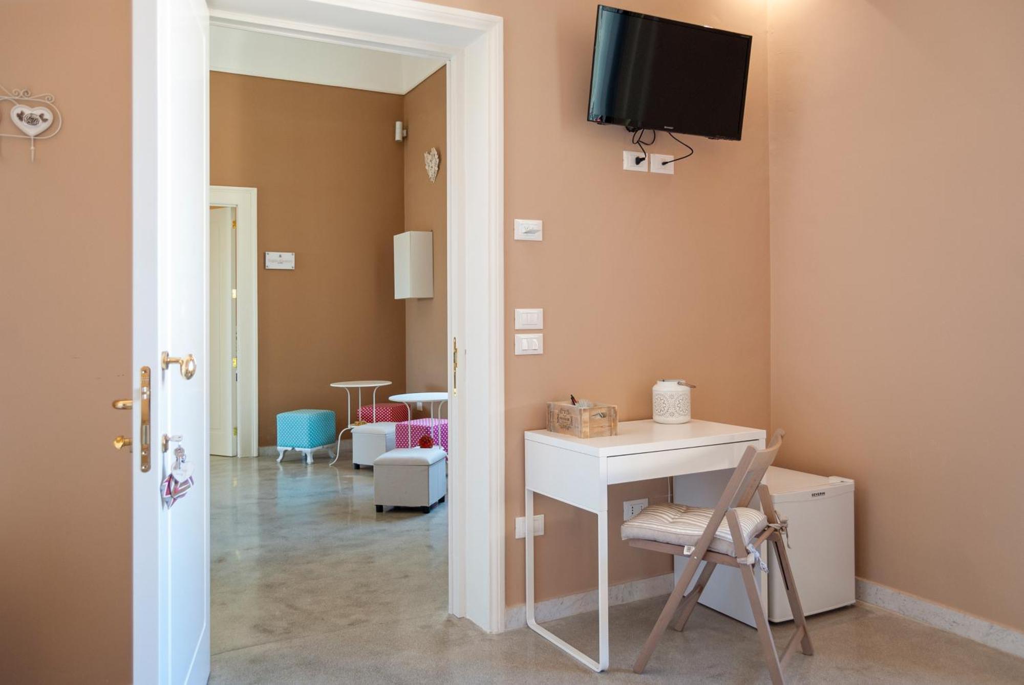 La Pigna Bianca Suites Lecce Bagian luar foto